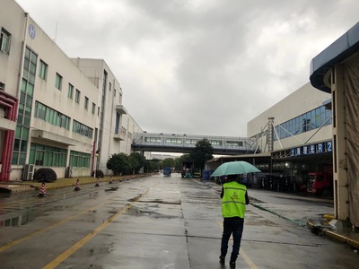 上海理光數(shù)碼設(shè)備工廠外墻翻新項目 科技感與工業(yè)美學(xué)的融合升級